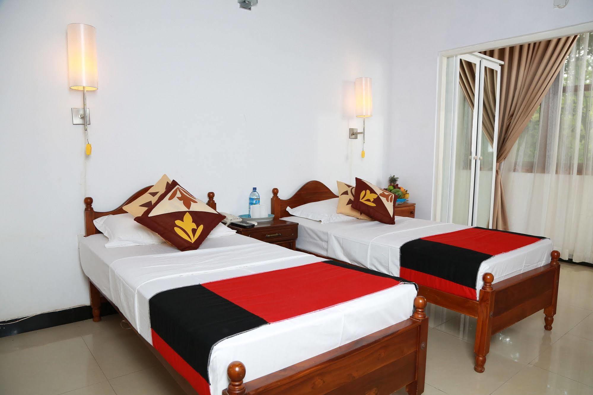 Grand Kalundawa - Dambulla'S Hidden Secret Otel Dış mekan fotoğraf